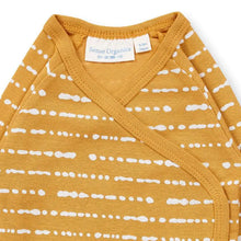 Laden Sie das Bild in den Galerie-Viewer, Baby Langarmbody zum Wickeln Mustard, Ygon von Sense Organics