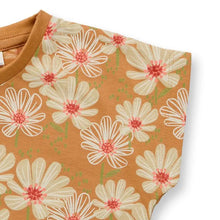 Laden Sie das Bild in den Galerie-Viewer, Mädchen T-Shirt  Modell DORA, geblümt von Sense Organics