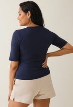 Laden Sie das Bild in den Galerie-Viewer, Umstands- und Stillshirt Classic von boob mit halblangem Arm, navy