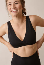 Laden Sie das Bild in den Galerie-Viewer, Still-BH The Go To bra black von boob