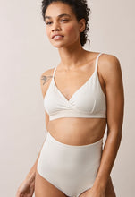 Laden Sie das Bild in den Galerie-Viewer, Soft Support Slip von boob in tofu