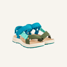 Laden Sie das Bild in den Galerie-Viewer, NAUHA Tape Trekking Sandalen von finkid in bronze green/seaport