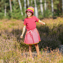 Laden Sie das Bild in den Galerie-Viewer, SKORTTI Schnelltrocknender Rock mit Innenhose von finkid in rose/golden yellow