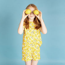 Laden Sie das Bild in den Galerie-Viewer, Jula: kurzer Kinder Pyjama mit Zitronen von Sense Organics