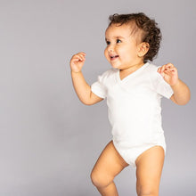 Laden Sie das Bild in den Galerie-Viewer, Baby Kurzarmbody zum Wickeln Natural, Ygon von Sense Organics
