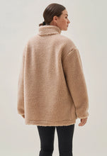 Laden Sie das Bild in den Galerie-Viewer, Pile Fleecepullover zum Stillen- Beige