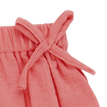 Laden Sie das Bild in den Galerie-Viewer, Gyda luftiger Mädchenrock aus Musselin in rosa-pink von Sense Organics
